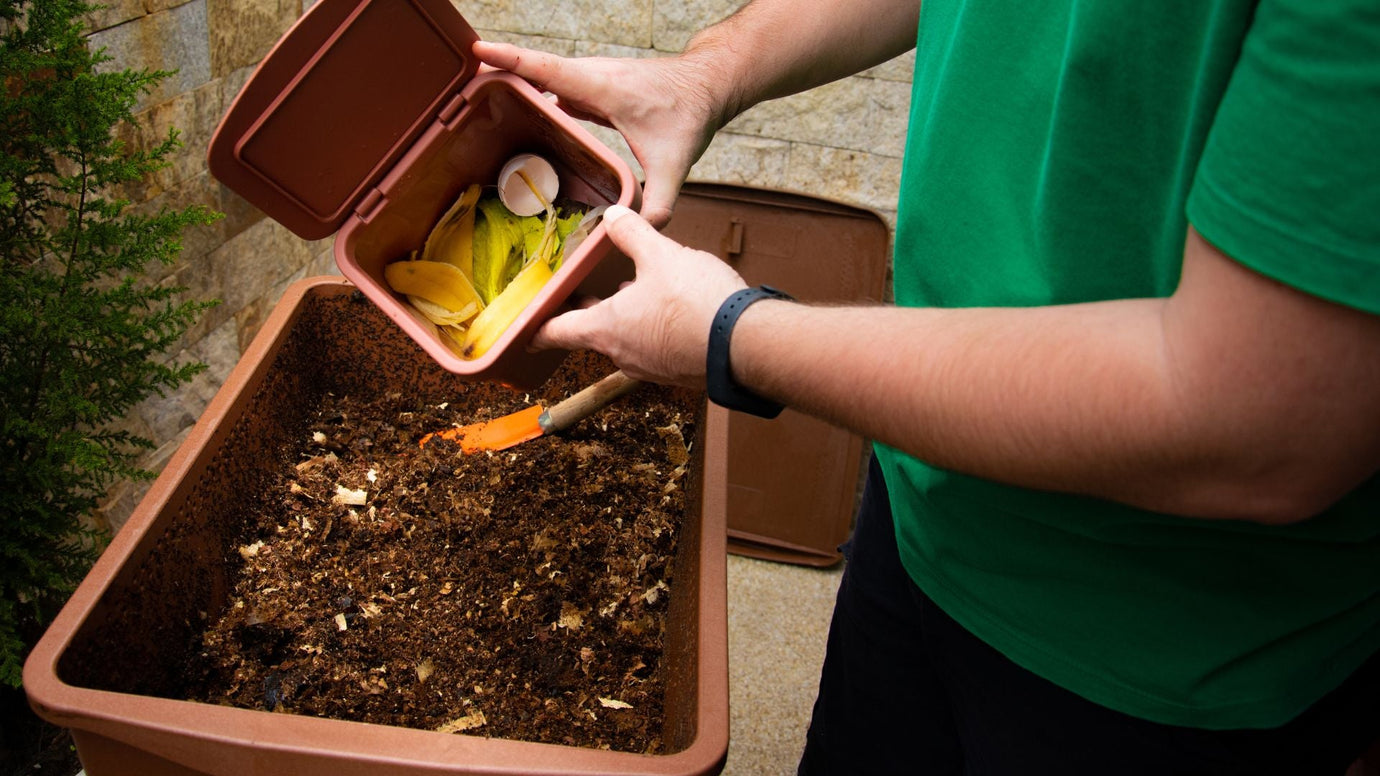 How Long Does It Take to Make Compost from Kitchen Waste?