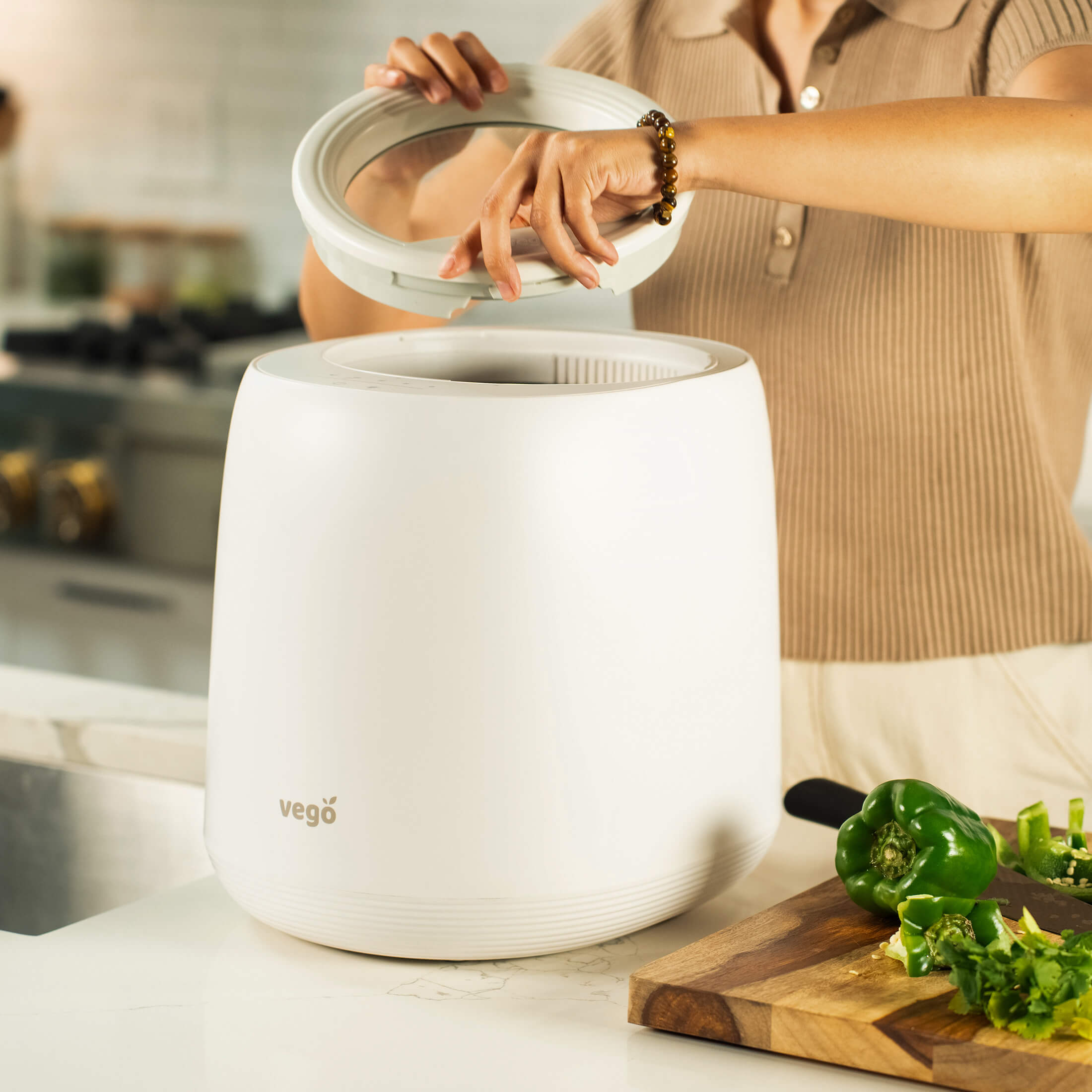 Vego Kitchen Composter